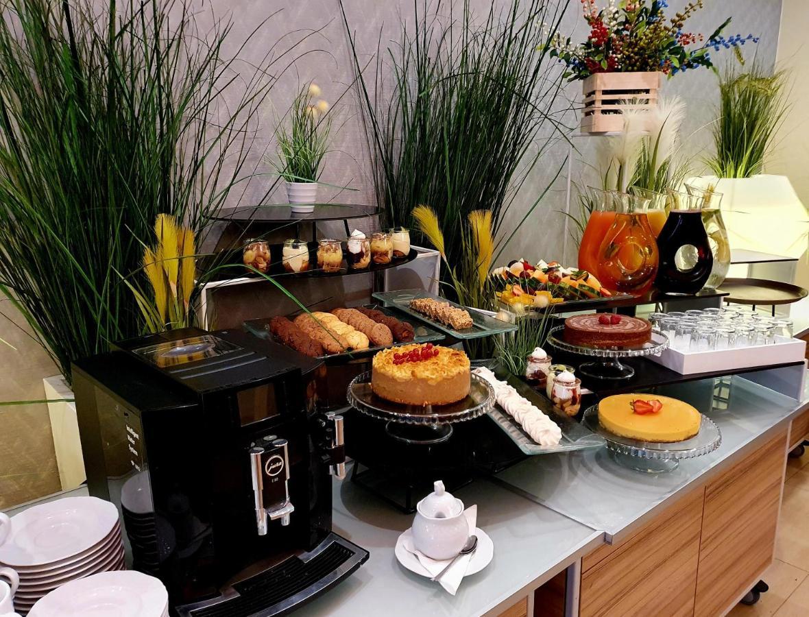Green Garden Hotel ราชิน ภายนอก รูปภาพ