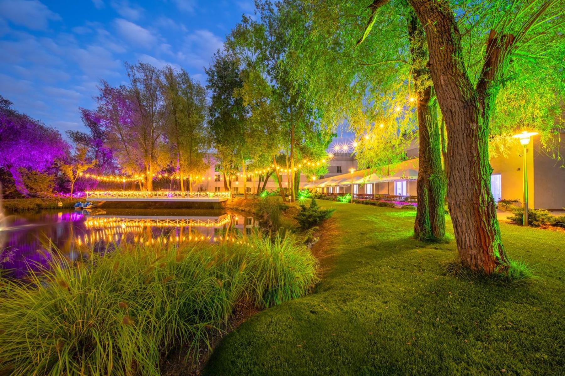 Green Garden Hotel ราชิน ภายนอก รูปภาพ
