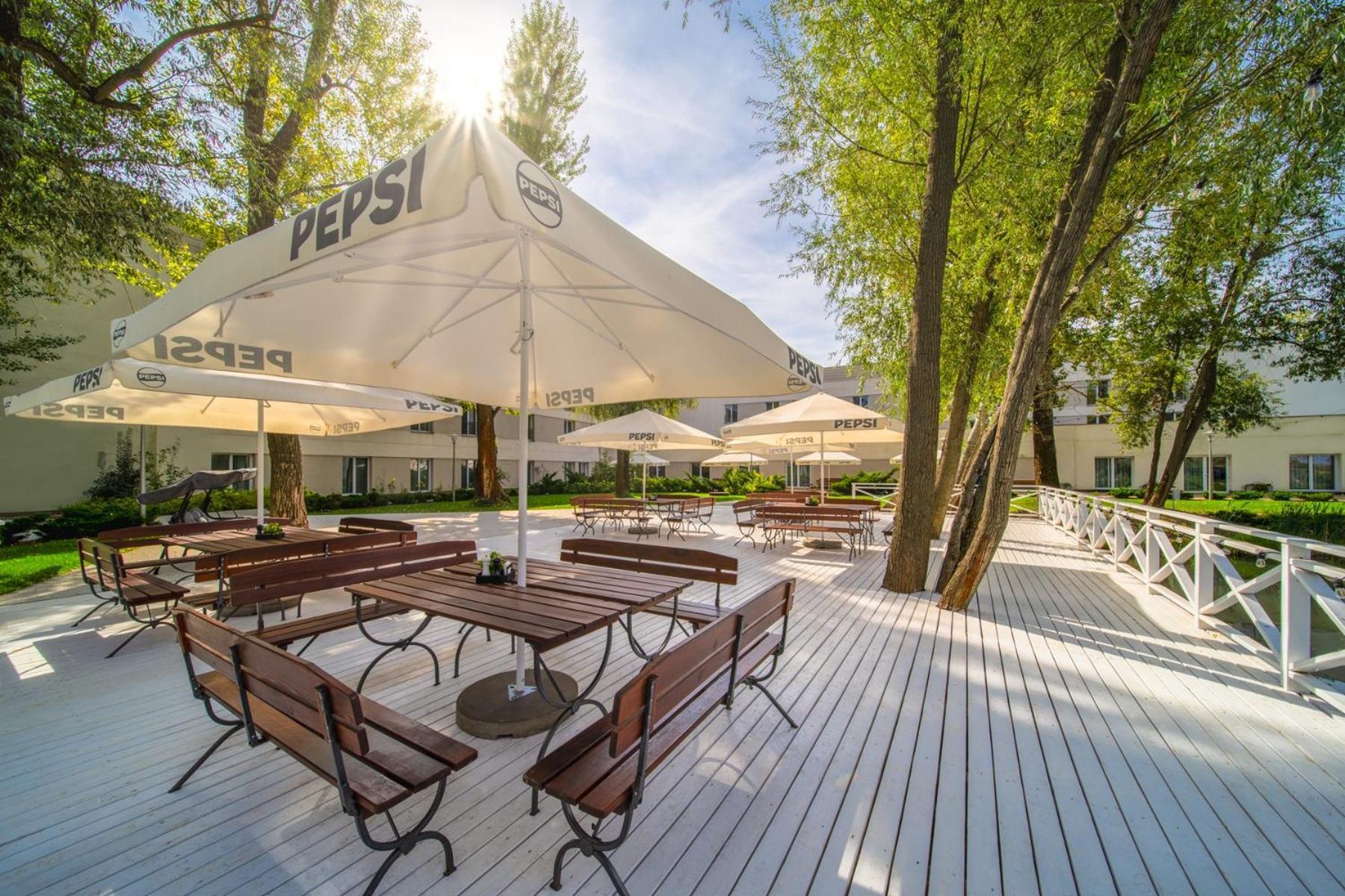 Green Garden Hotel ราชิน ภายนอก รูปภาพ